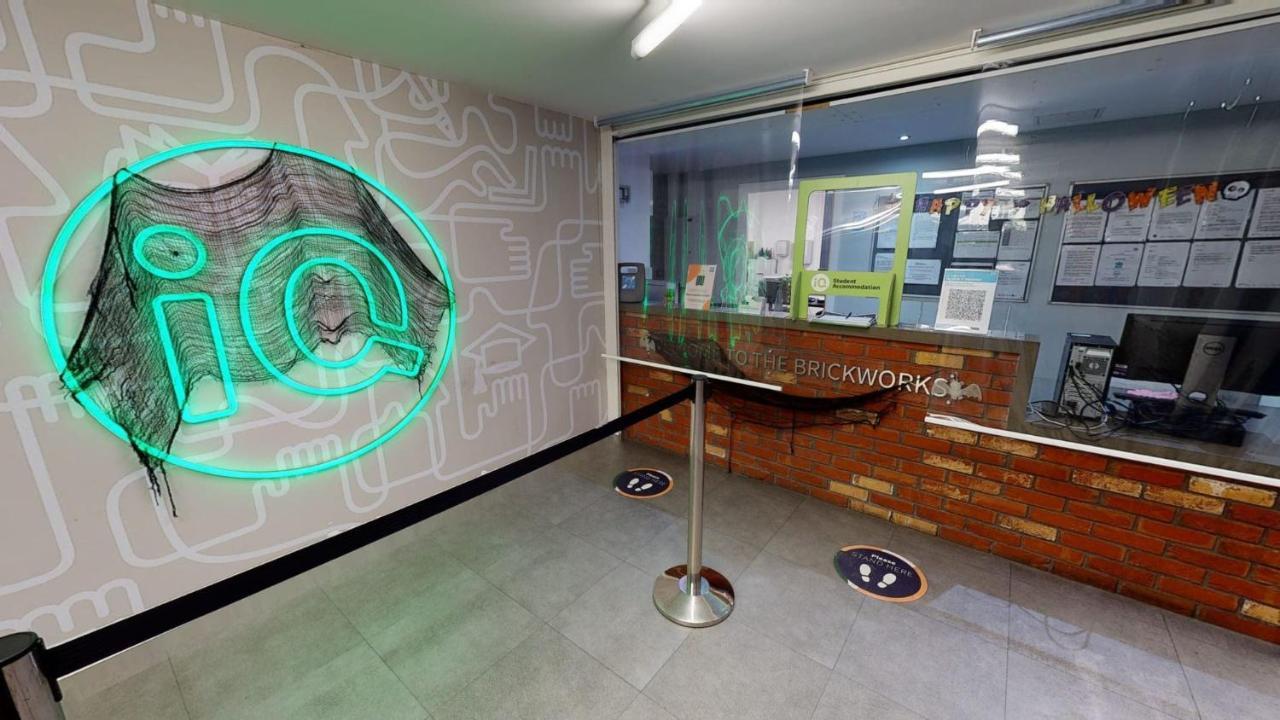 Iq The Brickworks York Apartment ภายนอก รูปภาพ